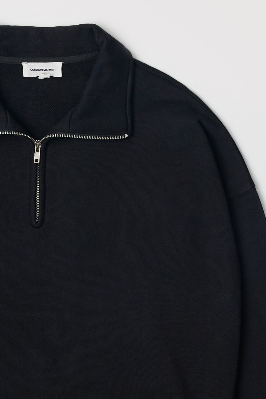 THE VINCE QUARTER ZIP