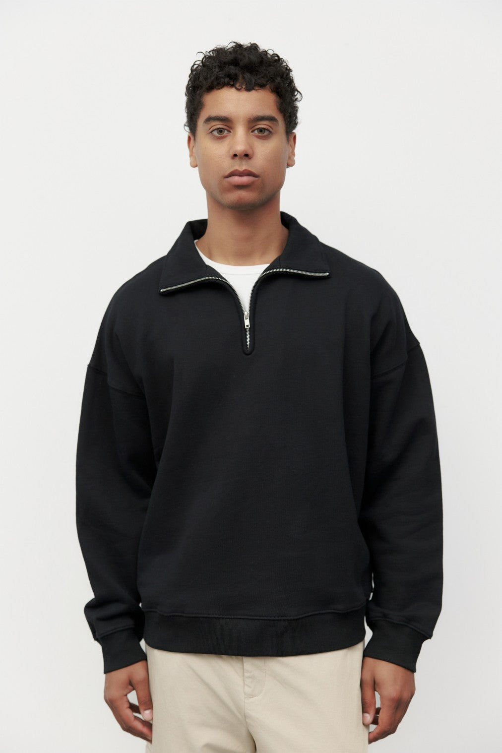THE VINCE QUARTER ZIP