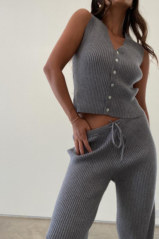 RIB KNITTED VEST
