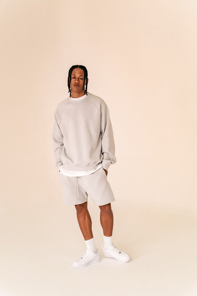 THE BASICS CREWNECK