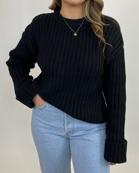 PADDED SHOULDER SWEATER